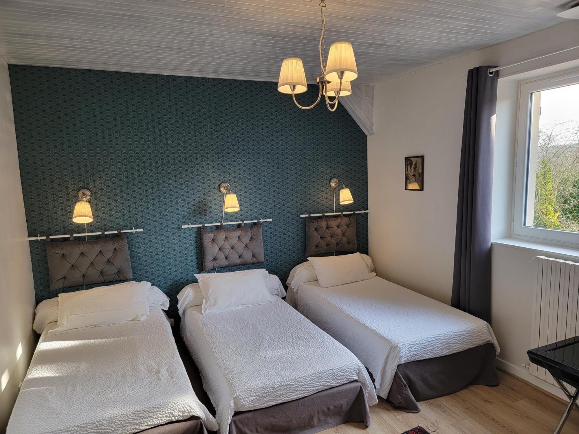 Domaine Bassy Hotell Saint-Gengoux-de-Scissé Exteriör bild